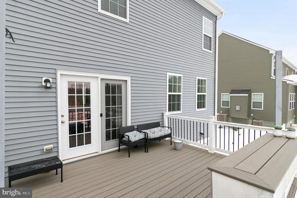 6317 COURTLAND PARK DR, FREDERICKSBURG, Virginia 22407, 4 Bedrooms Bedrooms, ,3 BathroomsBathrooms,Residential,6317 COURTLAND PARK DR,VASP2038778 MLS # VASP2038778