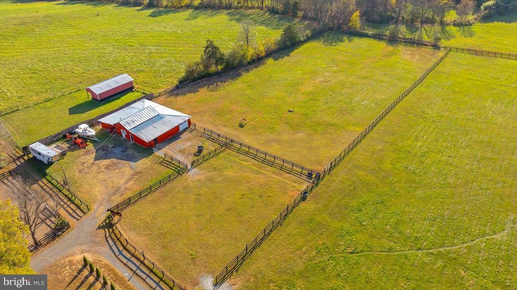 23494 VILLAGE RD, UNIONVILLE, Virginia 22567, 6 Bedrooms Bedrooms, ,4 BathroomsBathrooms,Residential,Lynn Haven Manor,23494 VILLAGE RD,VAOR2013488 MLS # VAOR2013488