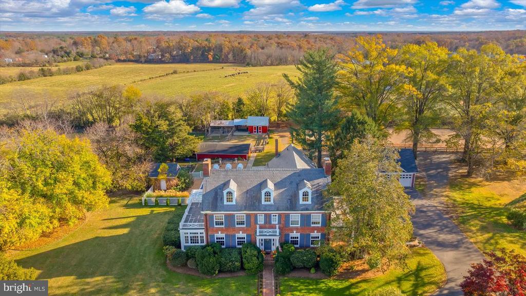 23494 VILLAGE RD, UNIONVILLE, Virginia 22567, 6 Bedrooms Bedrooms, ,4 BathroomsBathrooms,Residential,Lynn Haven Manor,23494 VILLAGE RD,VAOR2013488 MLS # VAOR2013488