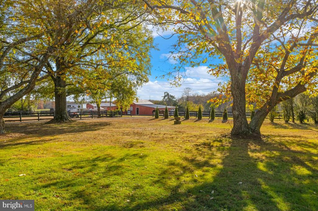 23494 VILLAGE RD, UNIONVILLE, Virginia 22567, 6 Bedrooms Bedrooms, ,4 BathroomsBathrooms,Residential,Lynn Haven Manor,23494 VILLAGE RD,VAOR2013488 MLS # VAOR2013488