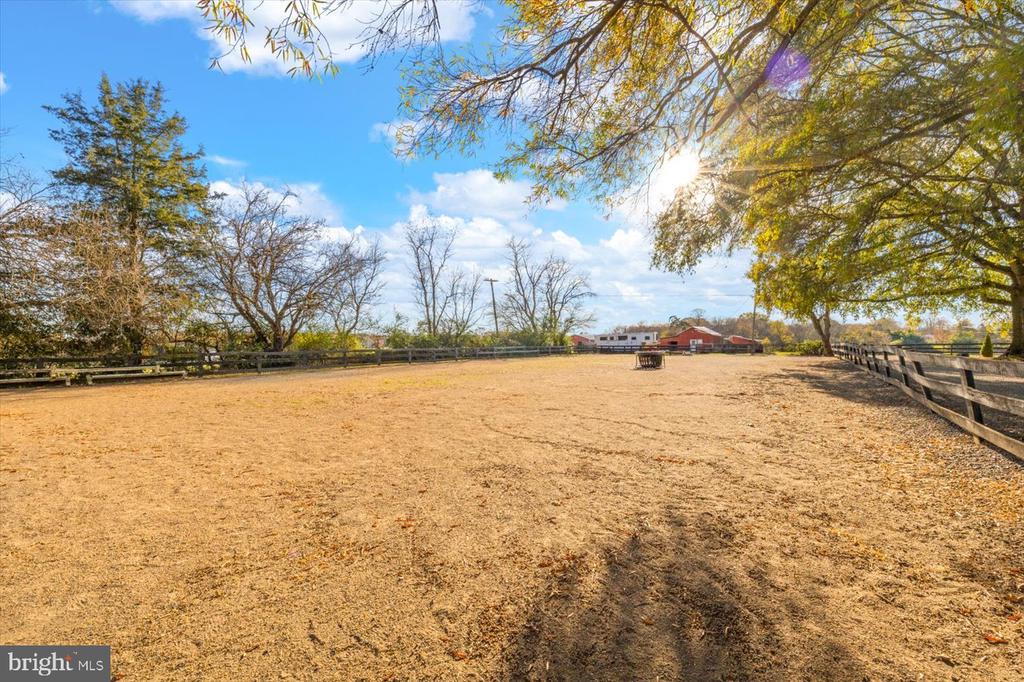 23494 VILLAGE RD, UNIONVILLE, Virginia 22567, 6 Bedrooms Bedrooms, ,4 BathroomsBathrooms,Residential,Lynn Haven Manor,23494 VILLAGE RD,VAOR2013488 MLS # VAOR2013488