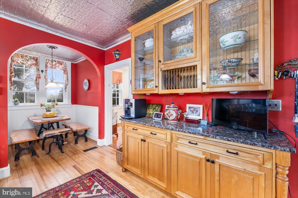 23494 VILLAGE RD, UNIONVILLE, Virginia 22567, 6 Bedrooms Bedrooms, ,4 BathroomsBathrooms,Residential,Lynn Haven Manor,23494 VILLAGE RD,VAOR2013488 MLS # VAOR2013488