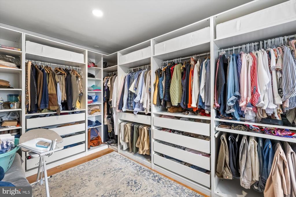 23494 VILLAGE RD, UNIONVILLE, Virginia 22567, 6 Bedrooms Bedrooms, ,4 BathroomsBathrooms,Residential,Lynn Haven Manor,23494 VILLAGE RD,VAOR2013488 MLS # VAOR2013488