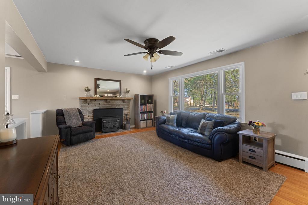 6744 RILEY RD, WARRENTON, Virginia, 5 Bedrooms Bedrooms, ,3 BathroomsBathrooms,Residential,6744 RILEY RD,VAFQ2020764 MLS # VAFQ2020764