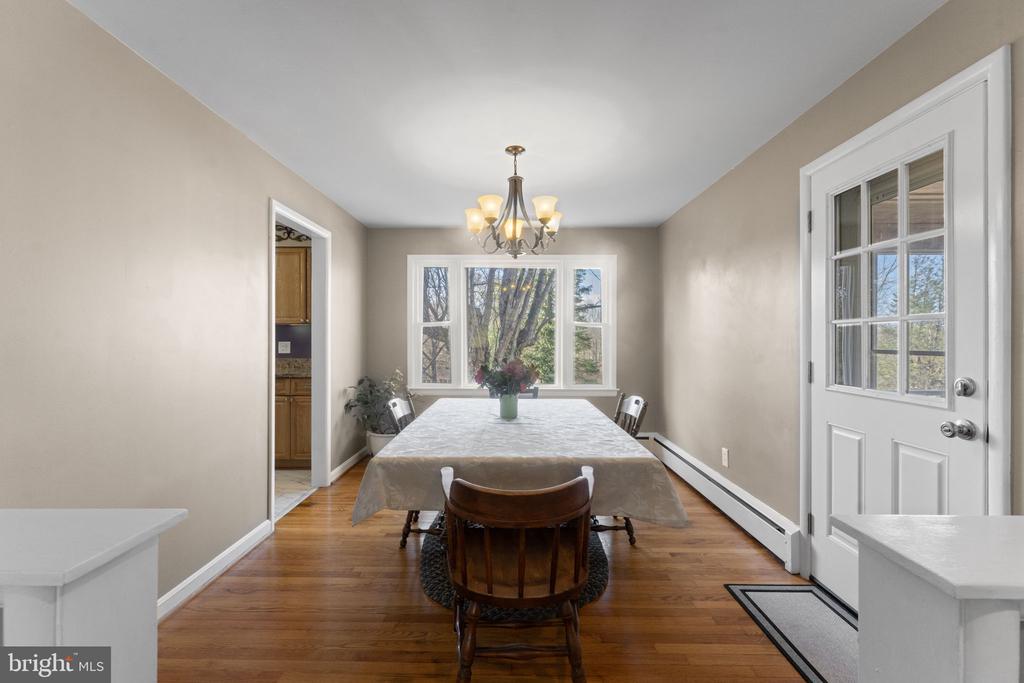 6744 RILEY RD, WARRENTON, Virginia, 5 Bedrooms Bedrooms, ,3 BathroomsBathrooms,Residential,6744 RILEY RD,VAFQ2020764 MLS # VAFQ2020764