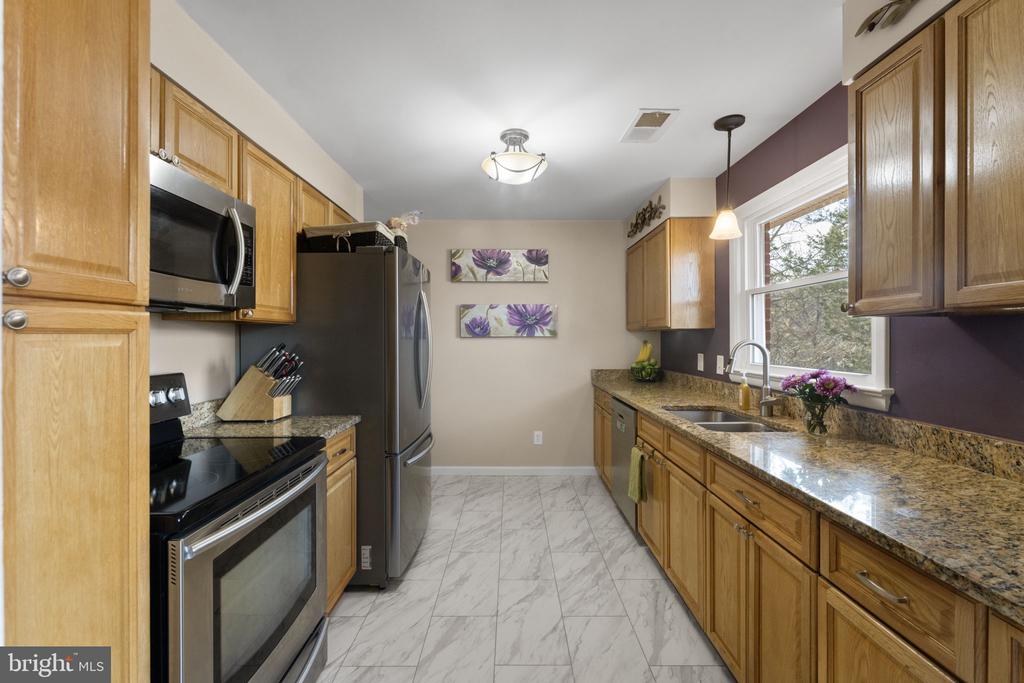 6744 RILEY RD, WARRENTON, Virginia, 5 Bedrooms Bedrooms, ,3 BathroomsBathrooms,Residential,6744 RILEY RD,VAFQ2020764 MLS # VAFQ2020764