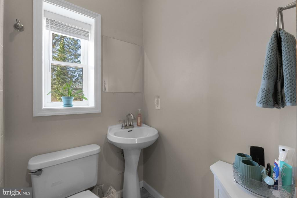 6744 RILEY RD, WARRENTON, Virginia, 5 Bedrooms Bedrooms, ,3 BathroomsBathrooms,Residential,6744 RILEY RD,VAFQ2020764 MLS # VAFQ2020764