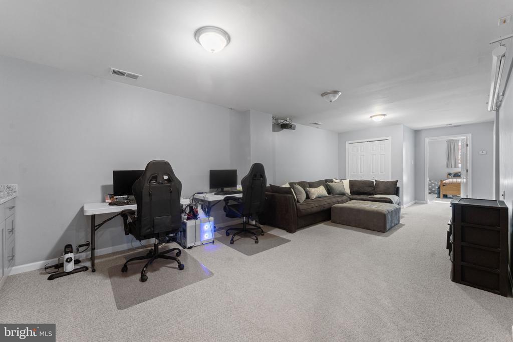 6744 RILEY RD, WARRENTON, Virginia, 5 Bedrooms Bedrooms, ,3 BathroomsBathrooms,Residential,6744 RILEY RD,VAFQ2020764 MLS # VAFQ2020764