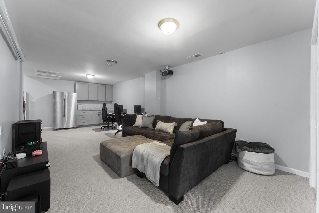 6744 RILEY RD, WARRENTON, Virginia, 5 Bedrooms Bedrooms, ,3 BathroomsBathrooms,Residential,6744 RILEY RD,VAFQ2020764 MLS # VAFQ2020764