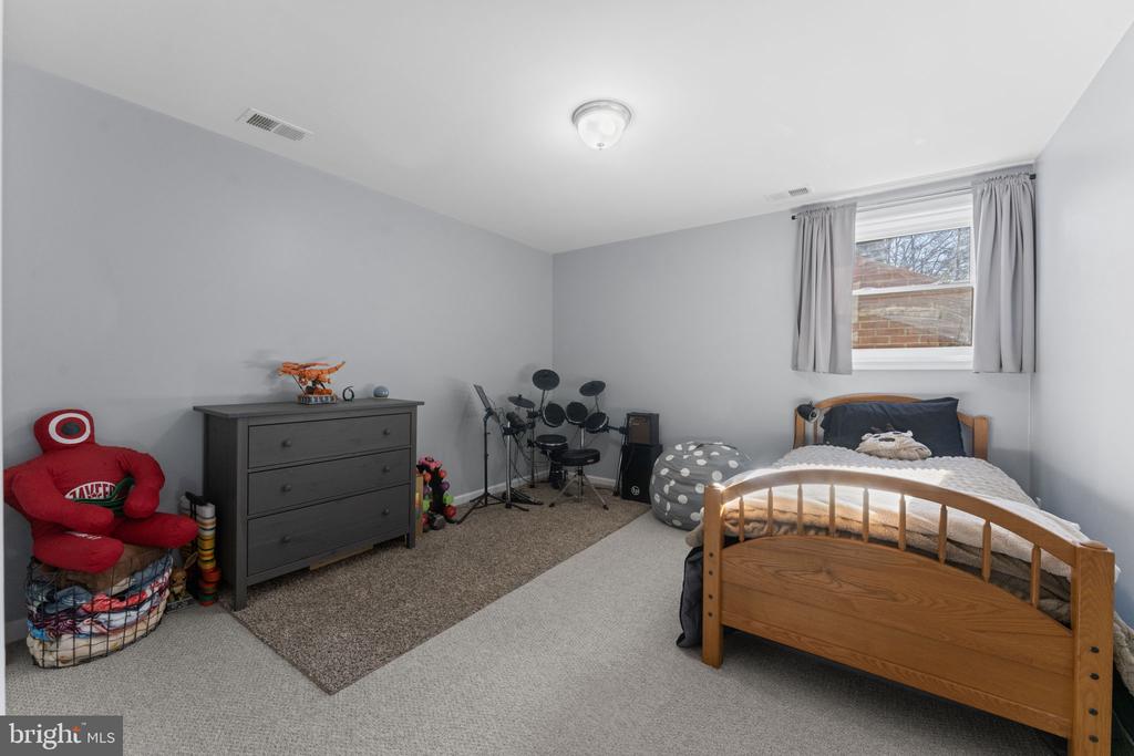 6744 RILEY RD, WARRENTON, Virginia, 5 Bedrooms Bedrooms, ,3 BathroomsBathrooms,Residential,6744 RILEY RD,VAFQ2020764 MLS # VAFQ2020764