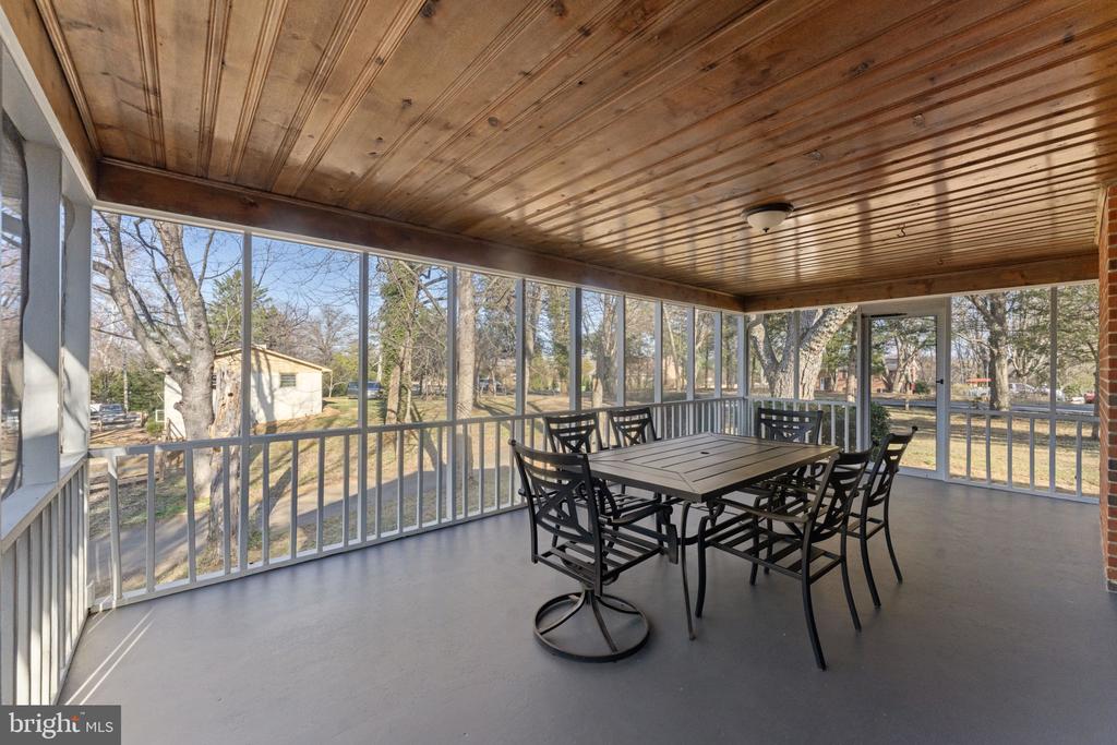 6744 RILEY RD, WARRENTON, Virginia, 5 Bedrooms Bedrooms, ,3 BathroomsBathrooms,Residential,6744 RILEY RD,VAFQ2020764 MLS # VAFQ2020764