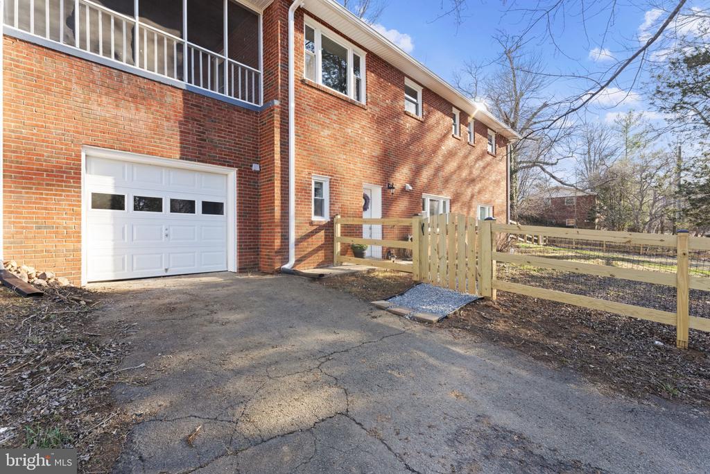 6744 RILEY RD, WARRENTON, Virginia, 5 Bedrooms Bedrooms, ,3 BathroomsBathrooms,Residential,6744 RILEY RD,VAFQ2020764 MLS # VAFQ2020764