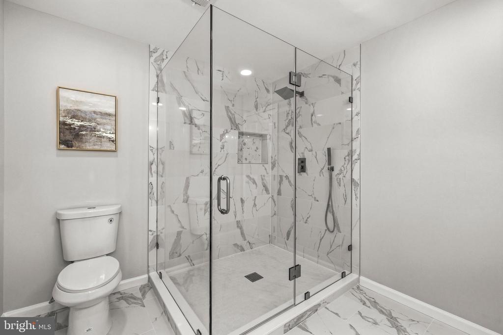 5623 WILSHIRE CT, WARRENTON, Virginia, 4 Bedrooms Bedrooms, ,3 BathroomsBathrooms,Residential,5623 WILSHIRE CT,VAFQ2020858 MLS # VAFQ2020858