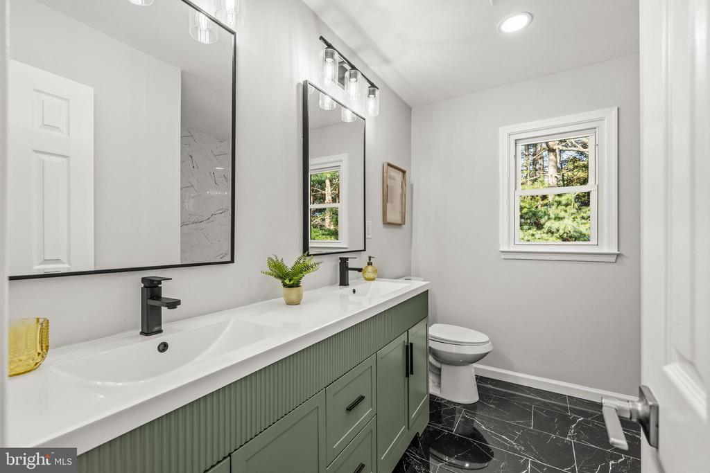 5623 WILSHIRE CT, WARRENTON, Virginia, 4 Bedrooms Bedrooms, ,3 BathroomsBathrooms,Residential,5623 WILSHIRE CT,VAFQ2020858 MLS # VAFQ2020858