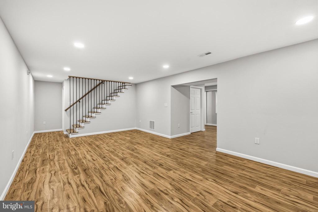 5623 WILSHIRE CT, WARRENTON, Virginia, 4 Bedrooms Bedrooms, ,3 BathroomsBathrooms,Residential,5623 WILSHIRE CT,VAFQ2020858 MLS # VAFQ2020858