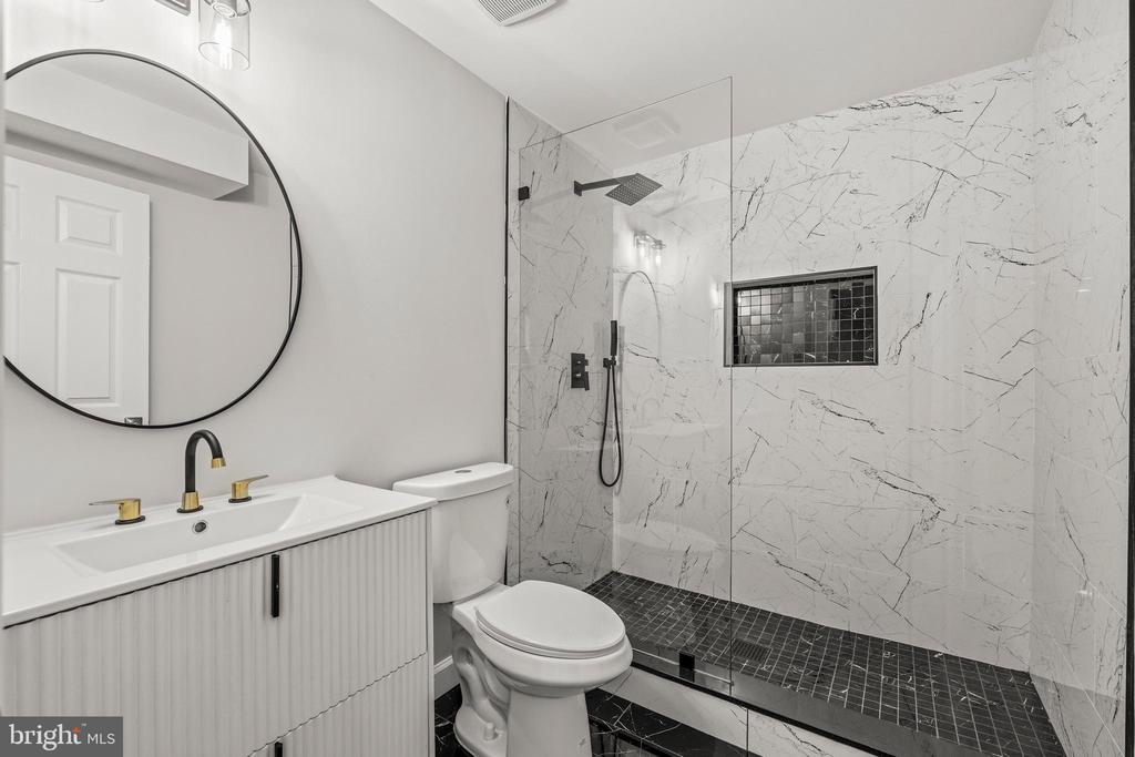 5623 WILSHIRE CT, WARRENTON, Virginia, 4 Bedrooms Bedrooms, ,3 BathroomsBathrooms,Residential,5623 WILSHIRE CT,VAFQ2020858 MLS # VAFQ2020858