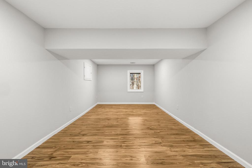 5623 WILSHIRE CT, WARRENTON, Virginia, 4 Bedrooms Bedrooms, ,3 BathroomsBathrooms,Residential,5623 WILSHIRE CT,VAFQ2020858 MLS # VAFQ2020858