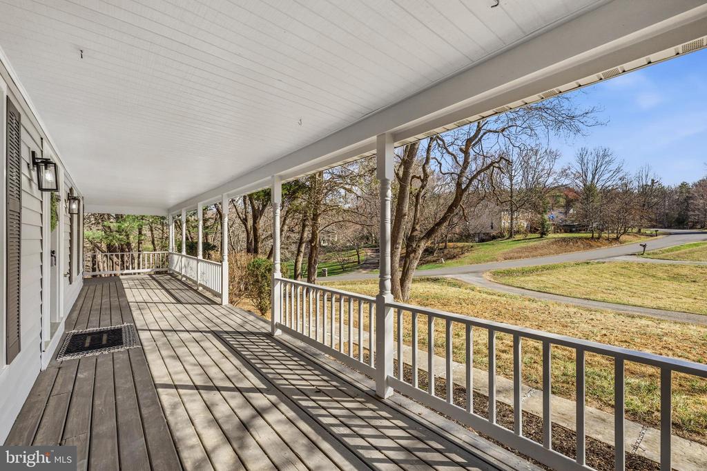 5623 WILSHIRE CT, WARRENTON, Virginia, 4 Bedrooms Bedrooms, ,3 BathroomsBathrooms,Residential,5623 WILSHIRE CT,VAFQ2020858 MLS # VAFQ2020858