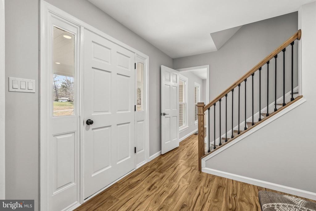 5623 WILSHIRE CT, WARRENTON, Virginia, 4 Bedrooms Bedrooms, ,3 BathroomsBathrooms,Residential,5623 WILSHIRE CT,VAFQ2020858 MLS # VAFQ2020858