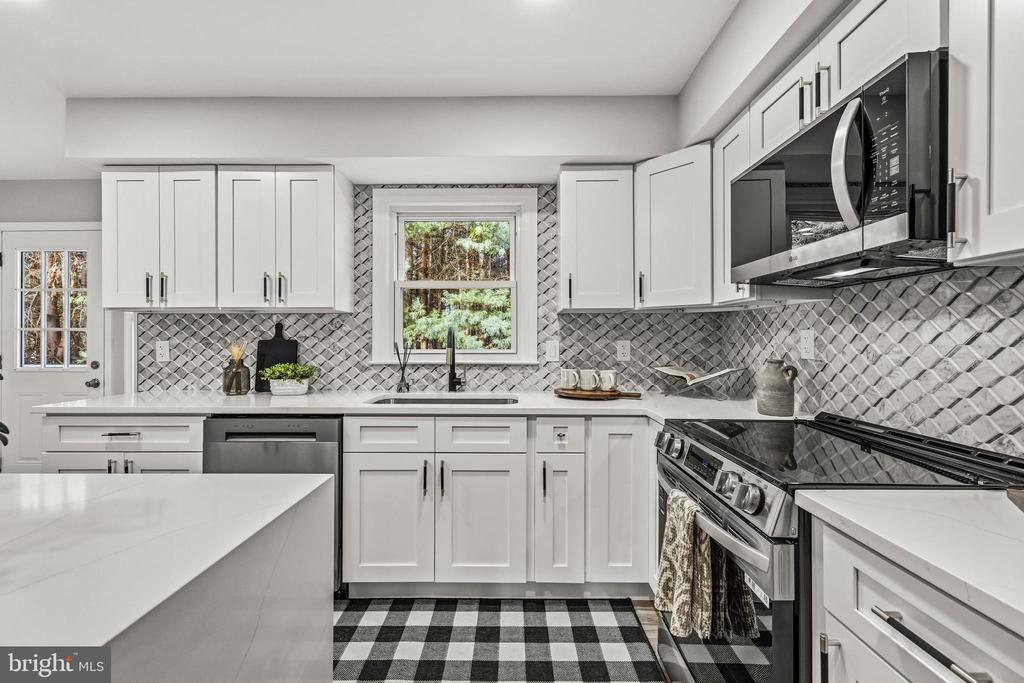 5623 WILSHIRE CT, WARRENTON, Virginia, 4 Bedrooms Bedrooms, ,3 BathroomsBathrooms,Residential,5623 WILSHIRE CT,VAFQ2020858 MLS # VAFQ2020858