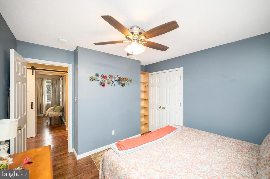 3201 LAKEVIEW PKWY, LOCUST GROVE, Virginia 22508, 3 Bedrooms Bedrooms, ,2 BathroomsBathrooms,Residential,LAKE OF THE WOODS ASSOCIATION,3201 LAKEVIEW PKWY,VAOR2013254 MLS # VAOR2013254