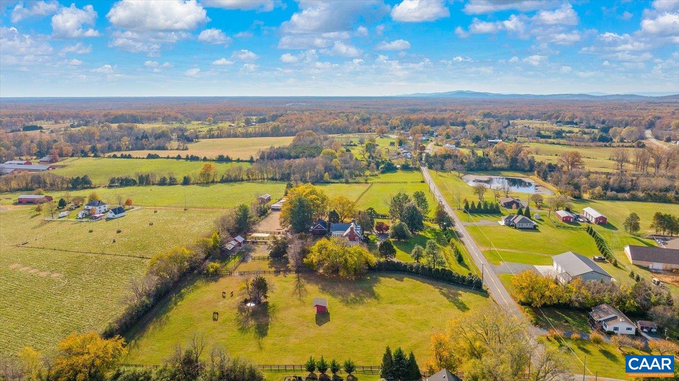 23494 VILLAGE RD, UNIONVILLE, Virginia 22567, 6 Bedrooms Bedrooms, ,4 BathroomsBathrooms,Residential,Lynn Haven Manor,23494 VILLAGE RD,673826 MLS # 673826