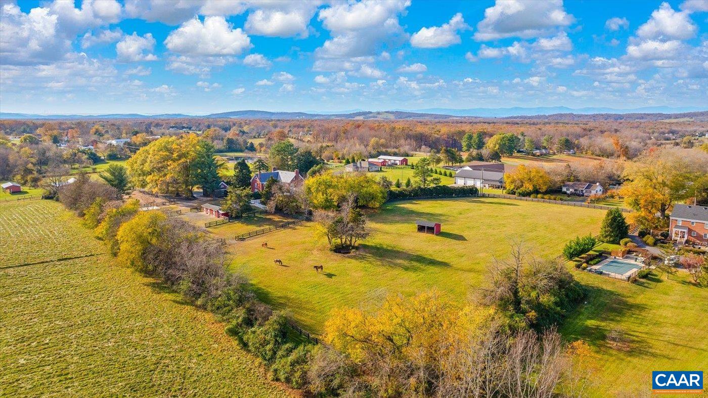 23494 VILLAGE RD, UNIONVILLE, Virginia 22567, 6 Bedrooms Bedrooms, ,4 BathroomsBathrooms,Residential,Lynn Haven Manor,23494 VILLAGE RD,673826 MLS # 673826