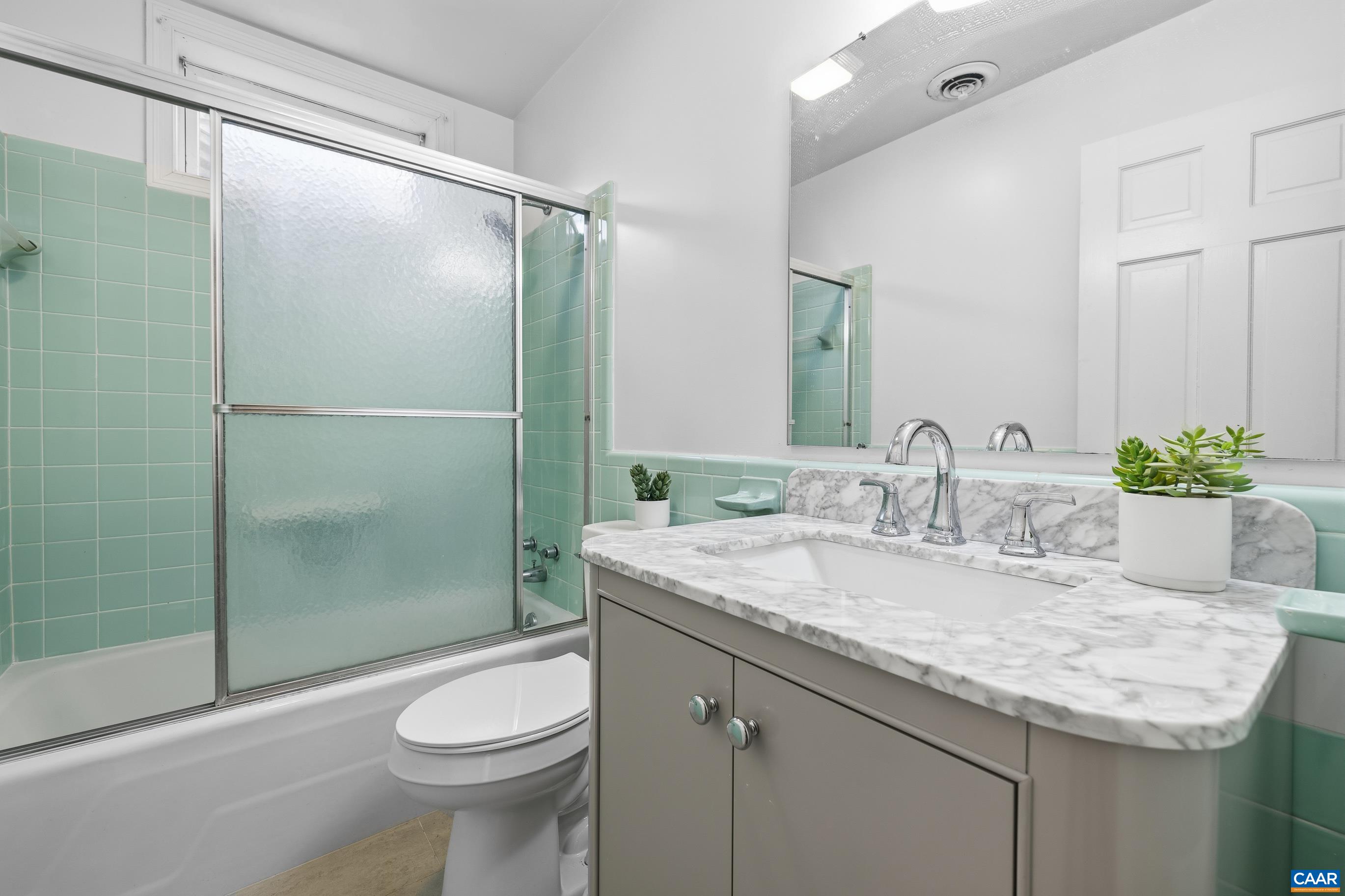 2515 NORTHFIELD RD, CHARLOTTESVILLE, Virginia 22901, 4 Bedrooms Bedrooms, ,3 BathroomsBathrooms,Residential,2515 NORTHFIELD RD,673888 MLS # 673888