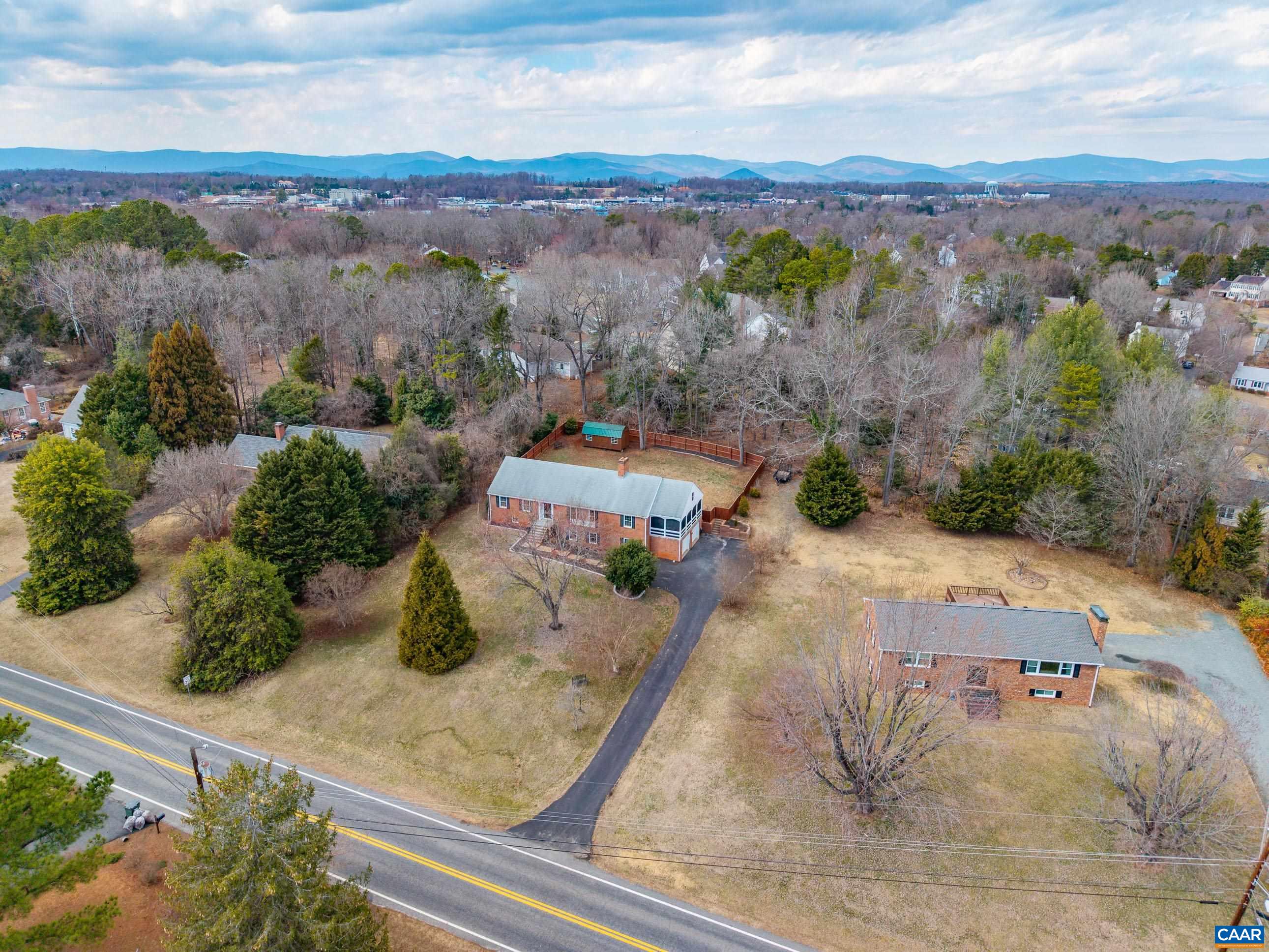 2515 NORTHFIELD RD, CHARLOTTESVILLE, Virginia 22901, 4 Bedrooms Bedrooms, ,3 BathroomsBathrooms,Residential,2515 NORTHFIELD RD,673888 MLS # 673888
