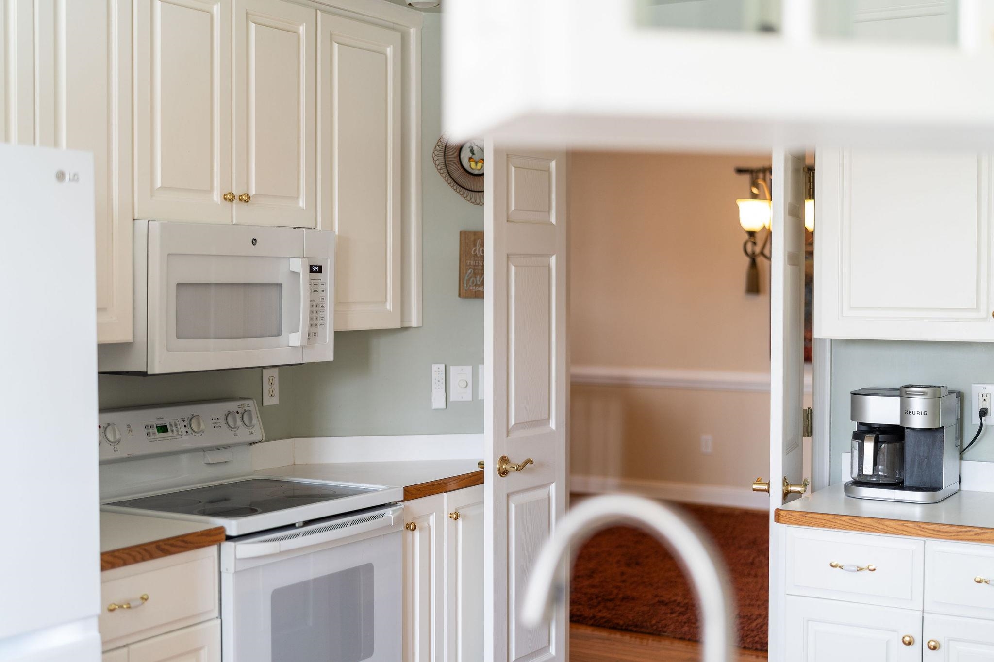 784 GOVERNORS WAY, WAYNESBORO, Virginia 22980, 2 Bedrooms Bedrooms, ,2 BathroomsBathrooms,Residential,Peaceful Pelham Knolls,784 GOVERNORS WAY,674377 MLS # 674377