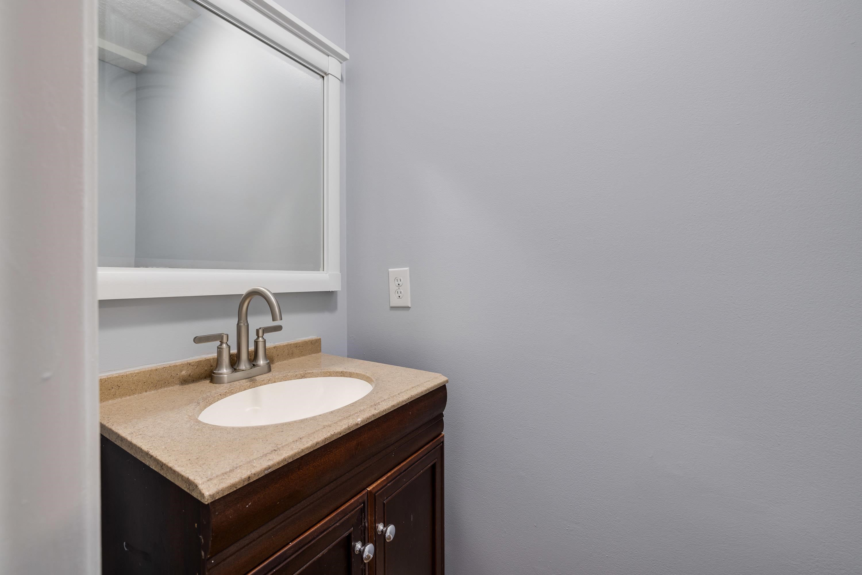 349 SUMMIT ST, HARRISONBURG, Virginia 22802, 4 Bedrooms Bedrooms, ,2 BathroomsBathrooms,Residential,349 SUMMIT ST,674378 MLS # 674378