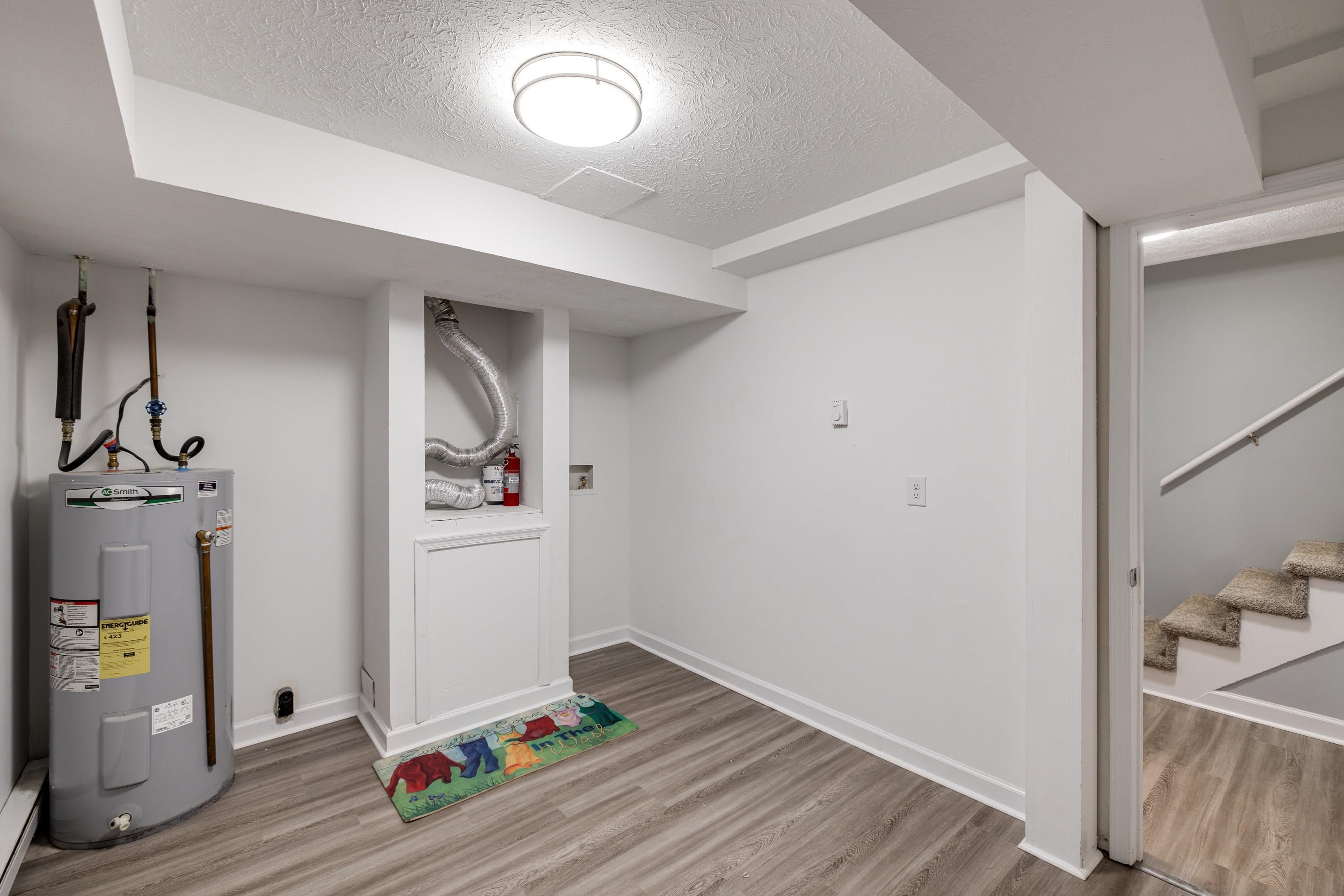 349 SUMMIT ST, HARRISONBURG, Virginia 22802, 4 Bedrooms Bedrooms, ,2 BathroomsBathrooms,Residential,349 SUMMIT ST,674378 MLS # 674378