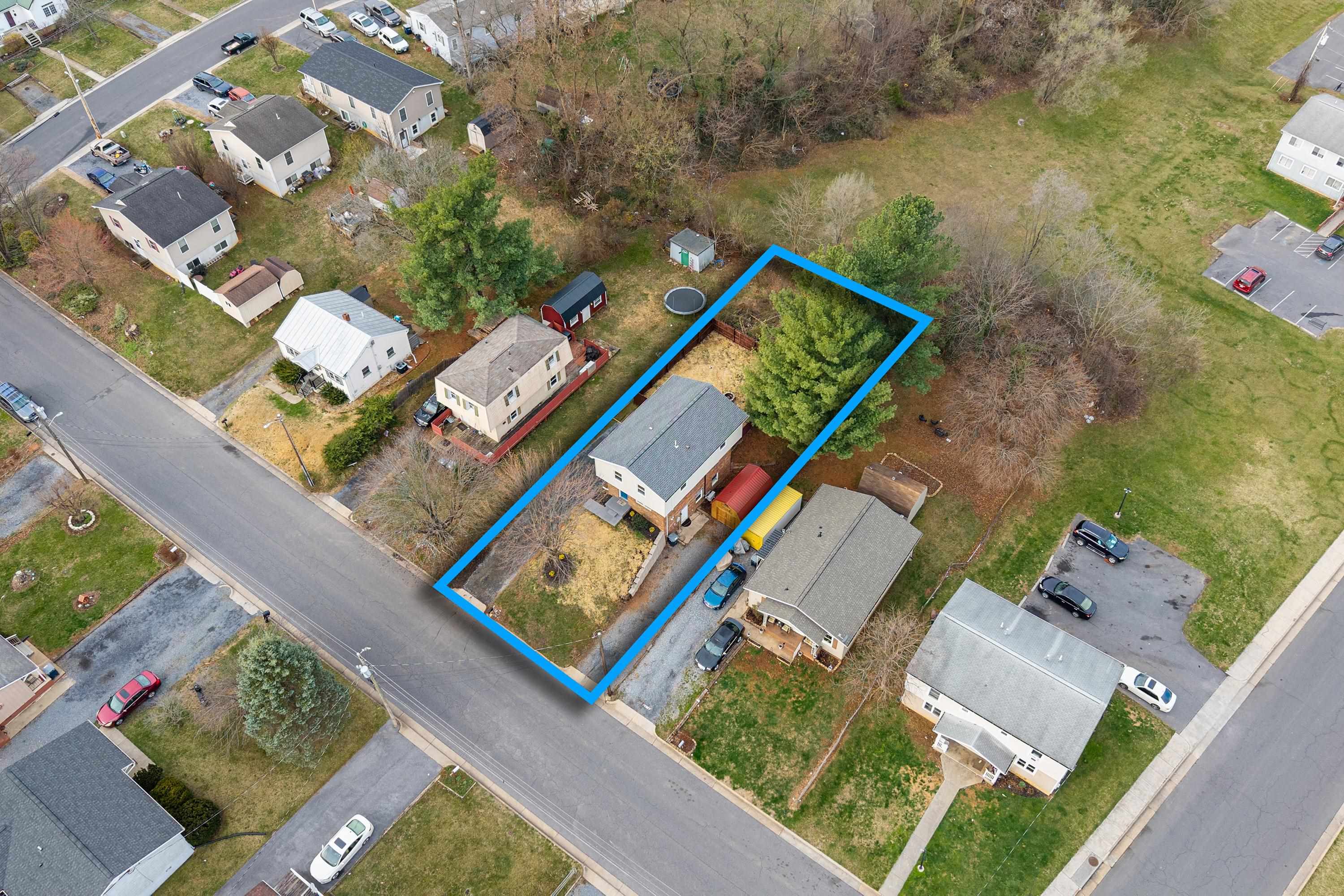 349 SUMMIT ST, HARRISONBURG, Virginia 22802, 4 Bedrooms Bedrooms, ,2 BathroomsBathrooms,Residential,349 SUMMIT ST,674378 MLS # 674378