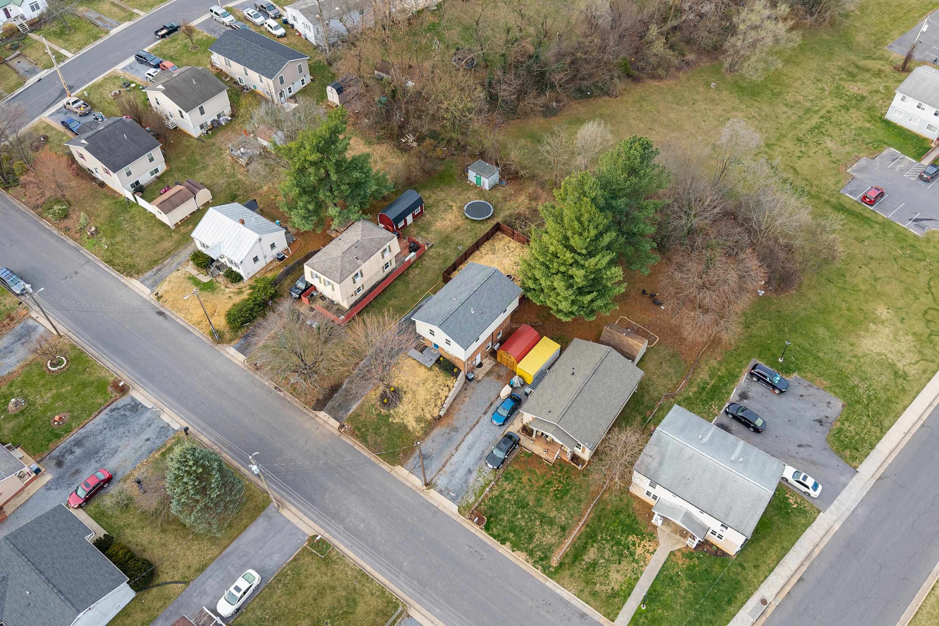 349 SUMMIT ST, HARRISONBURG, Virginia 22802, 4 Bedrooms Bedrooms, ,2 BathroomsBathrooms,Residential,349 SUMMIT ST,674378 MLS # 674378