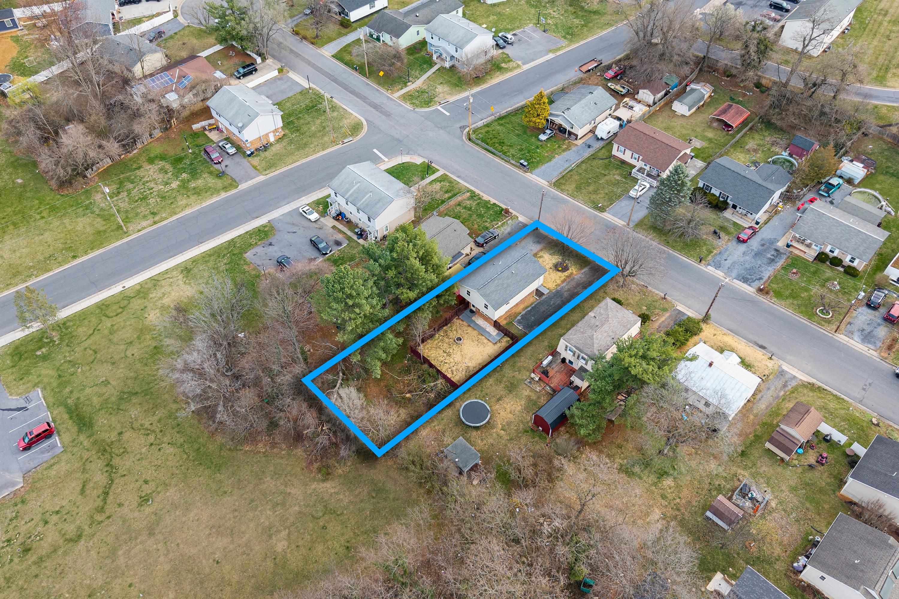 349 SUMMIT ST, HARRISONBURG, Virginia 22802, 4 Bedrooms Bedrooms, ,2 BathroomsBathrooms,Residential,349 SUMMIT ST,674378 MLS # 674378