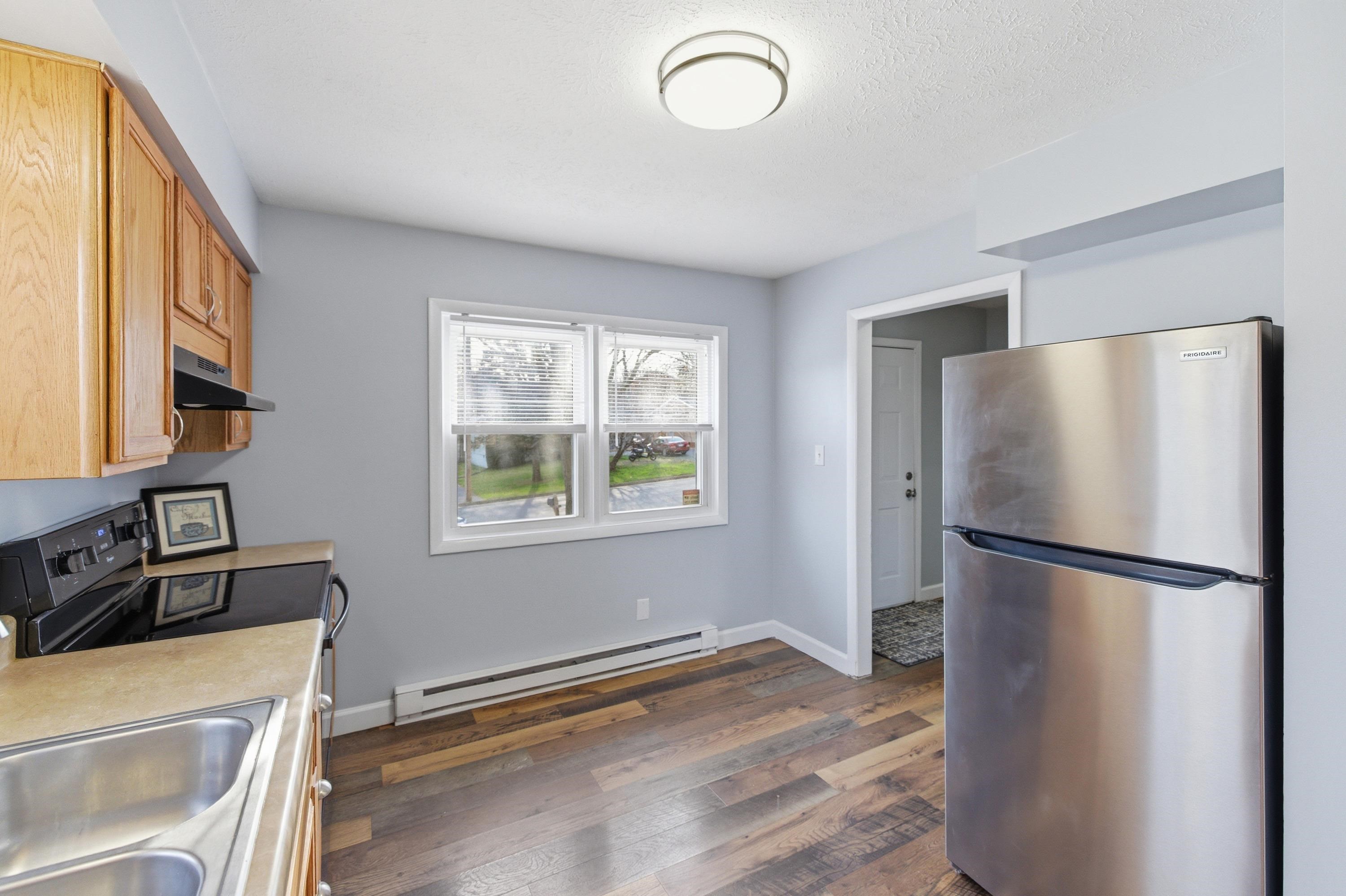 349 SUMMIT ST, HARRISONBURG, Virginia 22802, 4 Bedrooms Bedrooms, ,2 BathroomsBathrooms,Residential,349 SUMMIT ST,674378 MLS # 674378