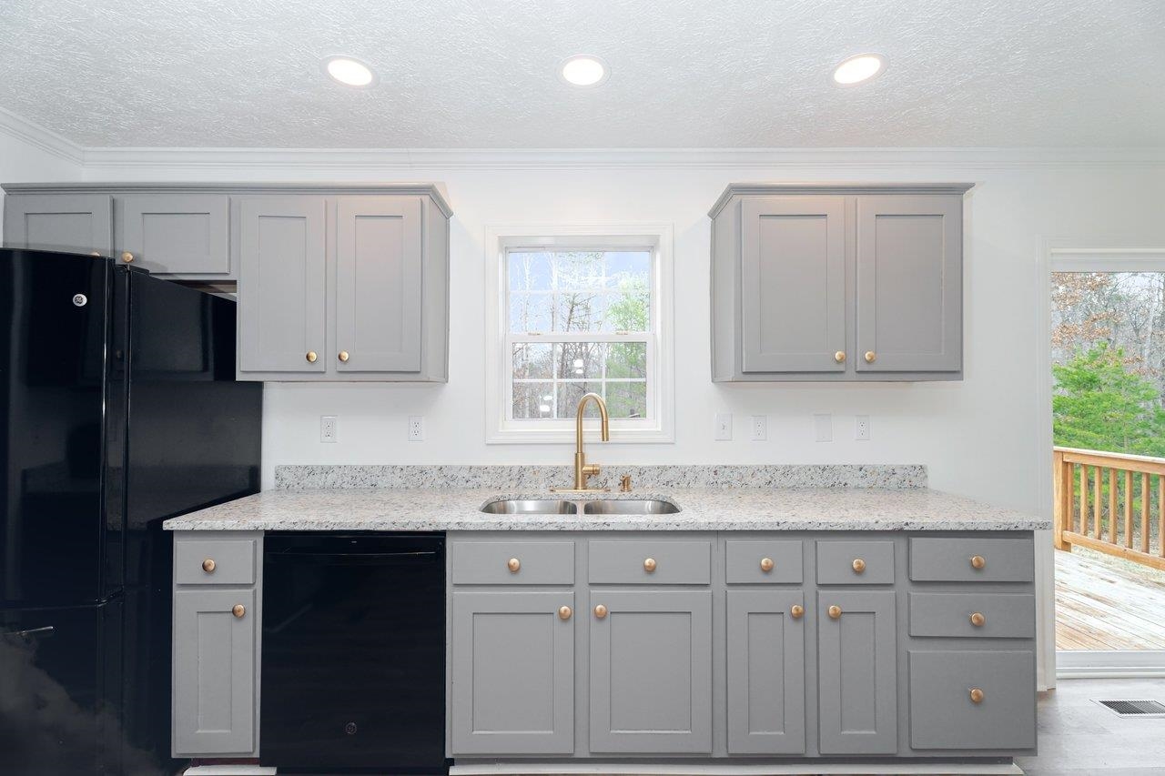 394 SPRINGBRANCH TRL, STANARDSVILLE, Virginia 22973, 3 Bedrooms Bedrooms, ,2 BathroomsBathrooms,Residential,394 SPRINGBRANCH TRL,674379 MLS # 674379