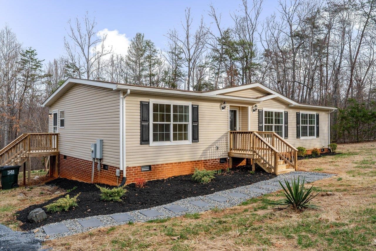 394 SPRINGBRANCH TRL, STANARDSVILLE, Virginia 22973, 3 Bedrooms Bedrooms, ,2 BathroomsBathrooms,Residential,394 SPRINGBRANCH TRL,674379 MLS # 674379