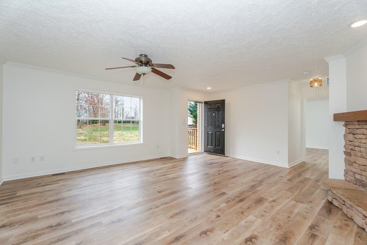 394 SPRINGBRANCH TRL, STANARDSVILLE, Virginia 22973, 3 Bedrooms Bedrooms, ,2 BathroomsBathrooms,Residential,394 SPRINGBRANCH TRL,674379 MLS # 674379