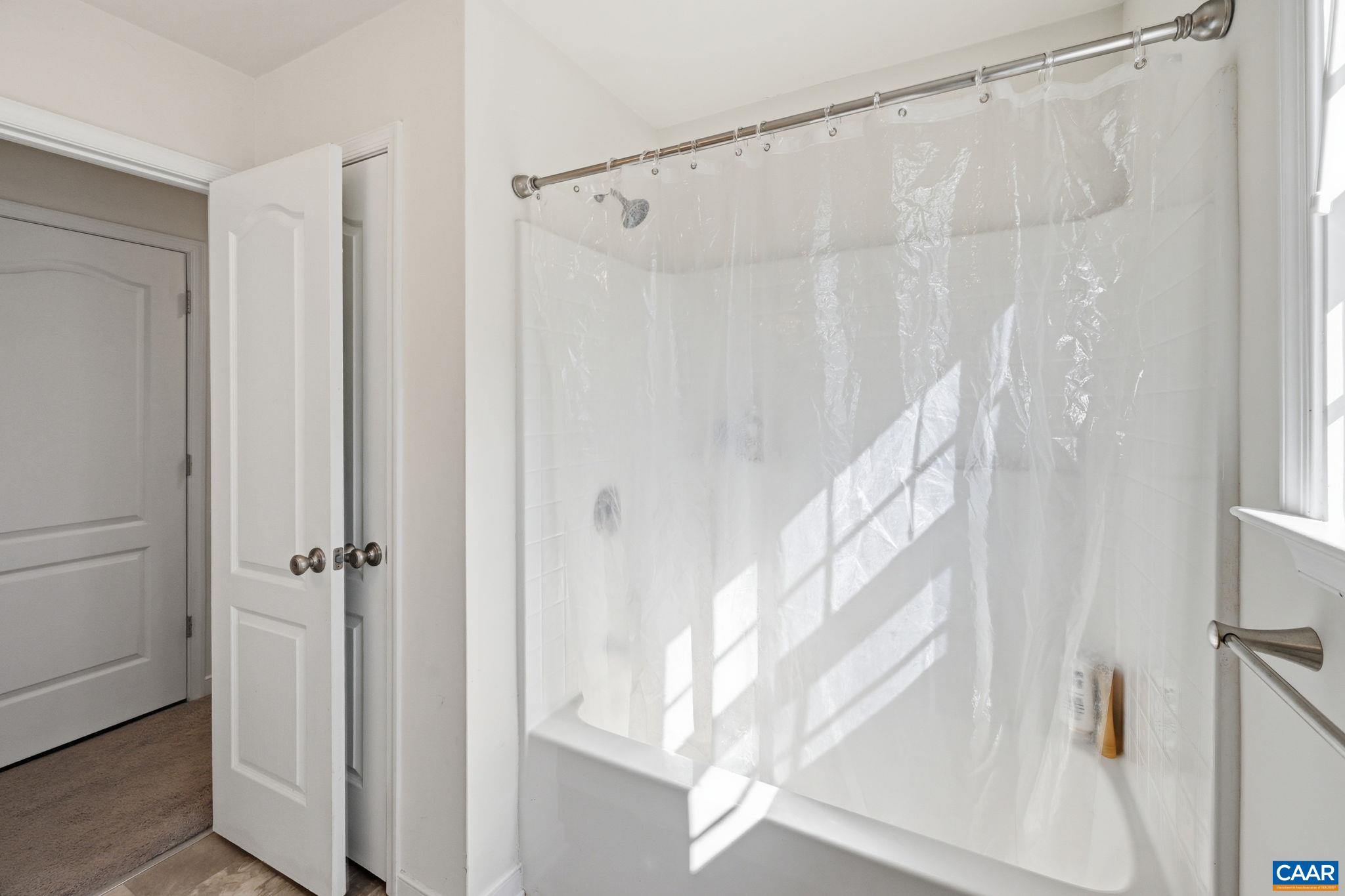 335 CARDINAL RD, LOUISA, Virginia 23093, 4 Bedrooms Bedrooms, ,2 BathroomsBathrooms,Residential,335 CARDINAL RD,674382 MLS # 674382