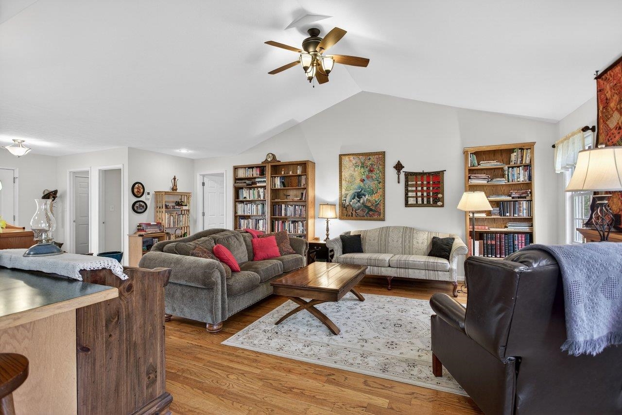 3844 STUARTS DRAFT HWY, WAYNESBORO, Virginia 22980, 3 Bedrooms Bedrooms, ,2 BathroomsBathrooms,Residential,3844 STUARTS DRAFT HWY,674391 MLS # 674391