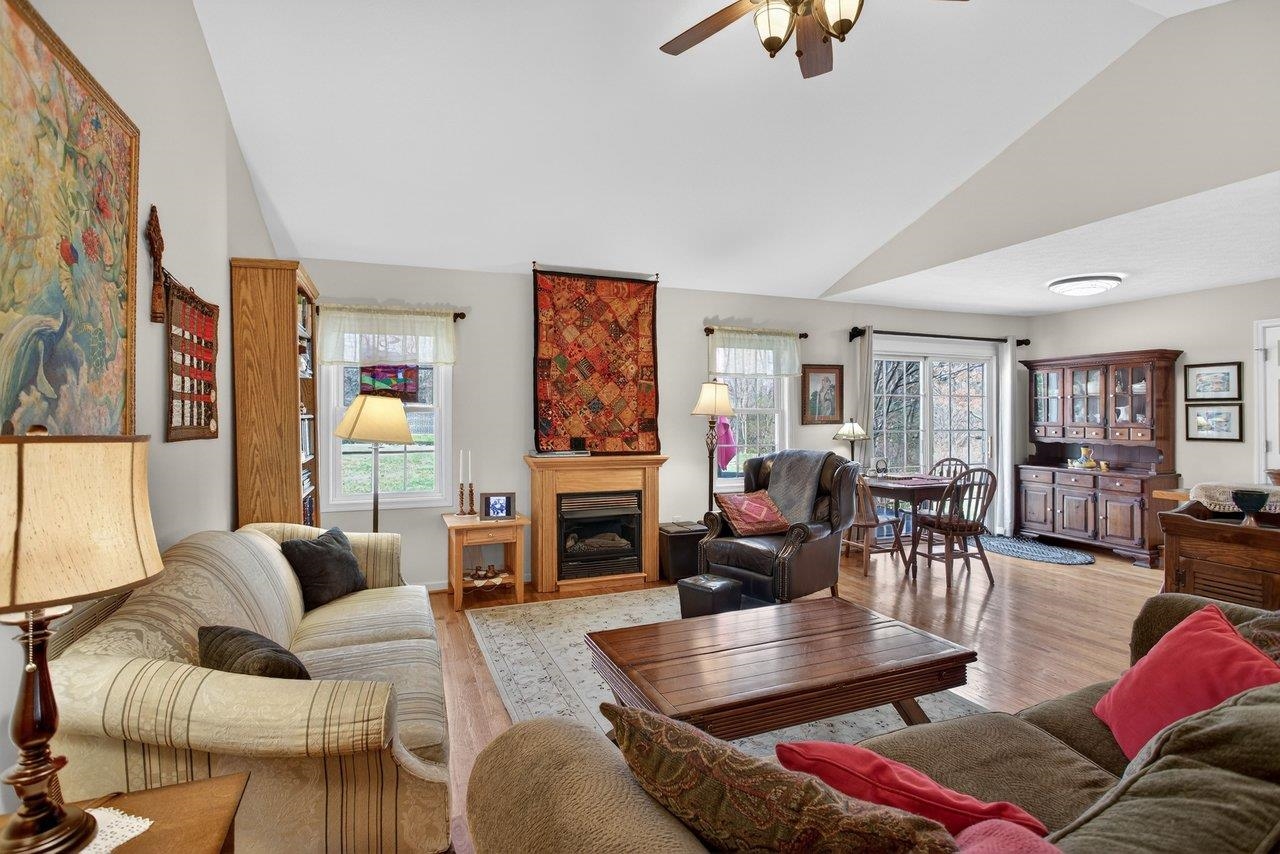 3844 STUARTS DRAFT HWY, WAYNESBORO, Virginia 22980, 3 Bedrooms Bedrooms, ,2 BathroomsBathrooms,Residential,3844 STUARTS DRAFT HWY,674391 MLS # 674391