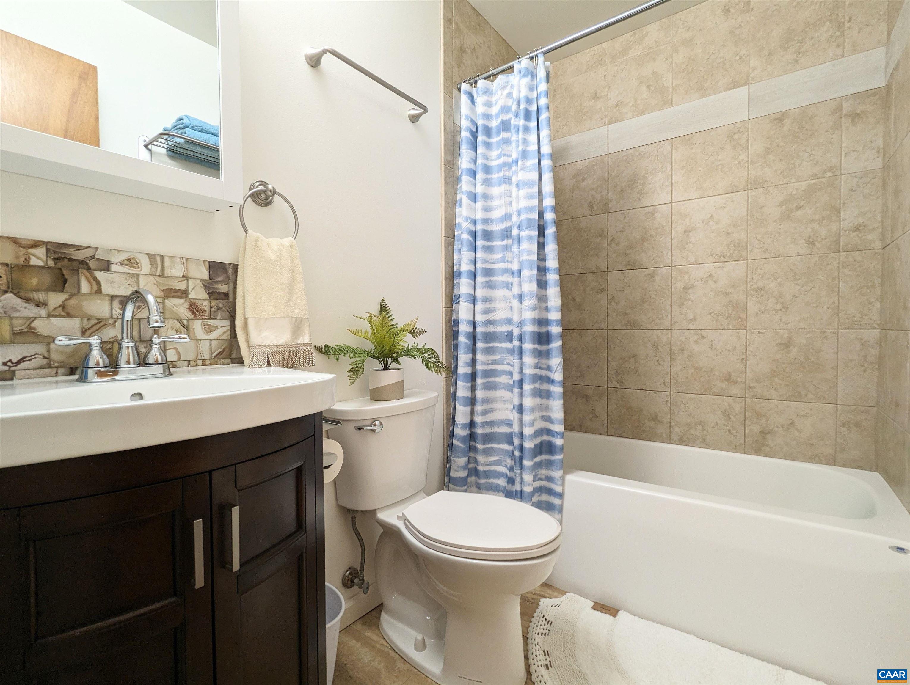 2502 NAYLOR ST, CHARLOTTESVILLE, Virginia 22902, 6 Bedrooms Bedrooms, ,2 BathroomsBathrooms,Residential,2502 NAYLOR ST,674394 MLS # 674394 2502 NAYLOR ST, CHARLOTTESVILLE, Virginia 22902, 6 Bedrooms Bedrooms, ,2 BathroomsBathrooms,Residential,2502 NAYLOR ST,674394 MLS # 674394