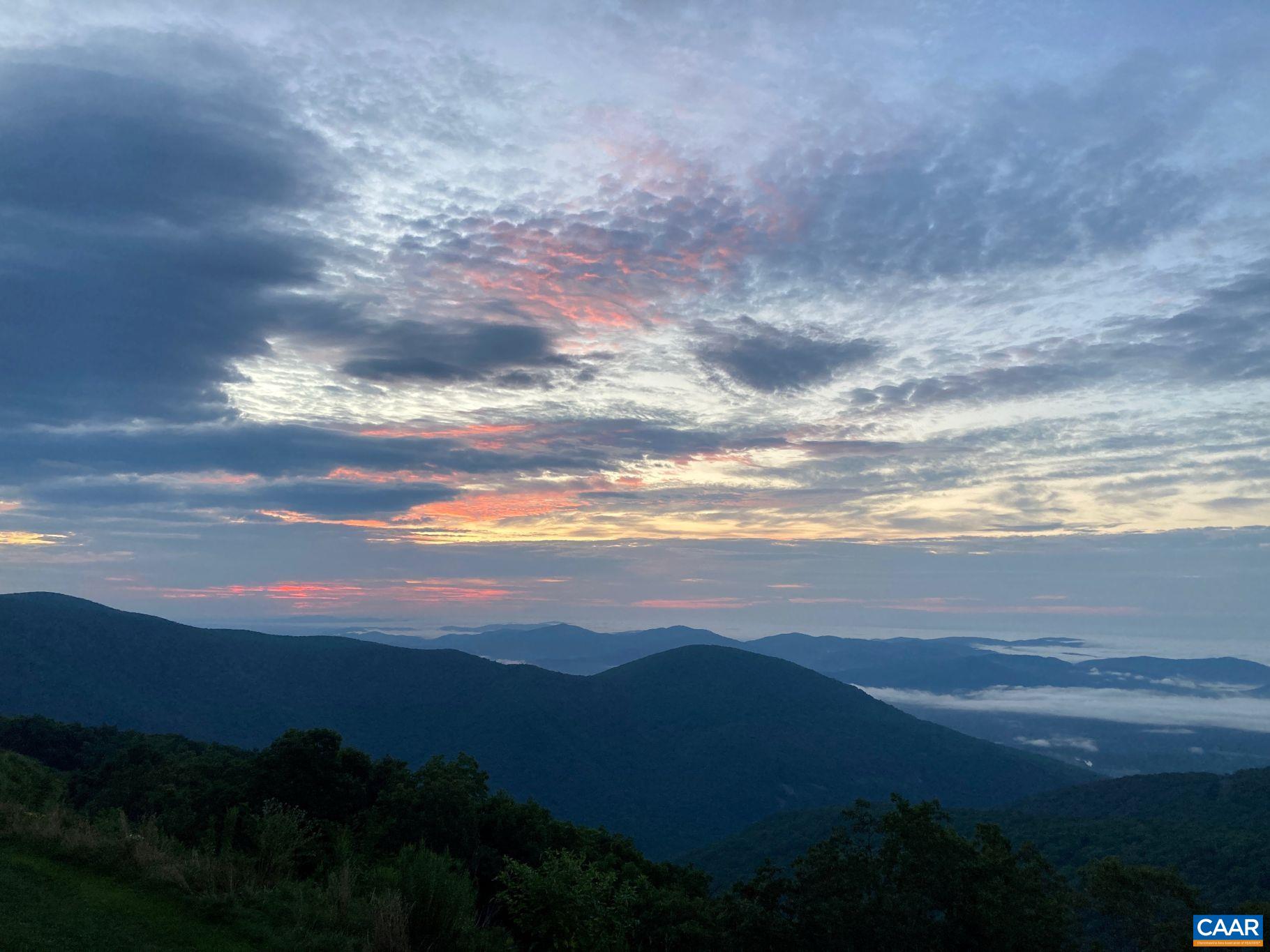 1551 VISTAS CONDOS, ROSELAND, Virginia 22967, 1 Bedroom Bedrooms, ,2 BathroomsBathrooms,Residential,1551 VISTAS CONDOS,674395 MLS # 674395 1551 VISTAS CONDOS, ROSELAND, Virginia 22967, 1 Bedroom Bedrooms, ,2 BathroomsBathrooms,Residential,1551 VISTAS CONDOS,674395 MLS # 674395