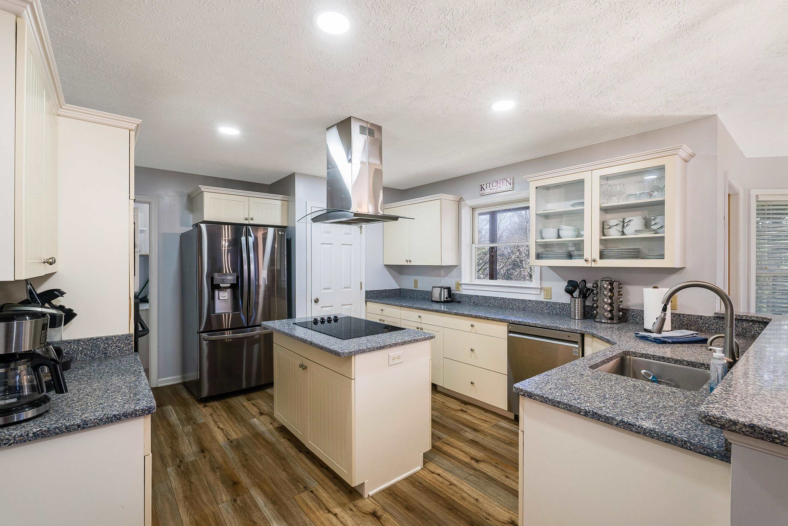 126 WAYLAND CT, MCGAHEYSVILLE, Virginia 22840, 4 Bedrooms Bedrooms, ,3 BathroomsBathrooms,Residential,126 WAYLAND CT,674396 MLS # 674396