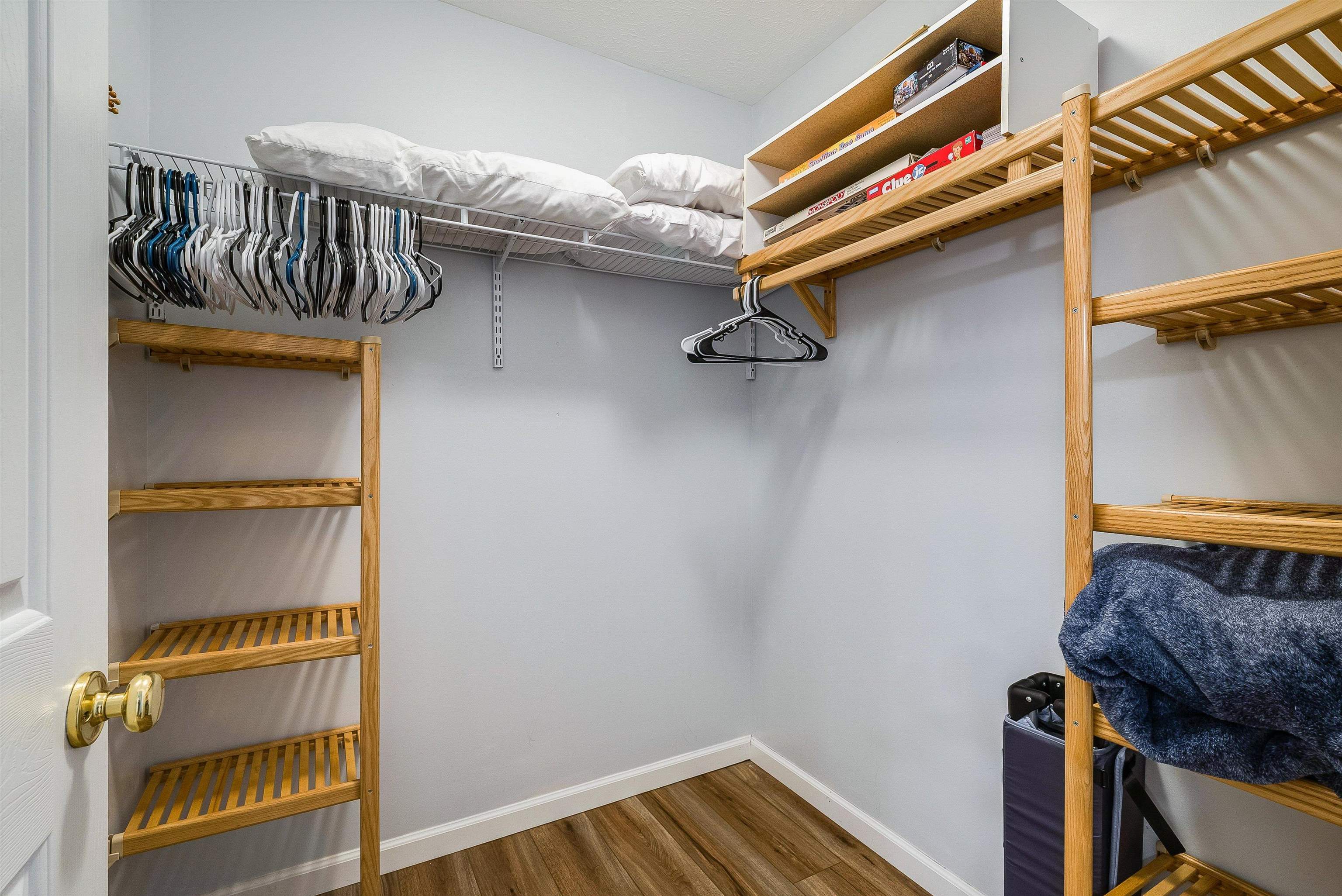 126 WAYLAND CT, MCGAHEYSVILLE, Virginia 22840, 4 Bedrooms Bedrooms, ,3 BathroomsBathrooms,Residential,126 WAYLAND CT,674396 MLS # 674396