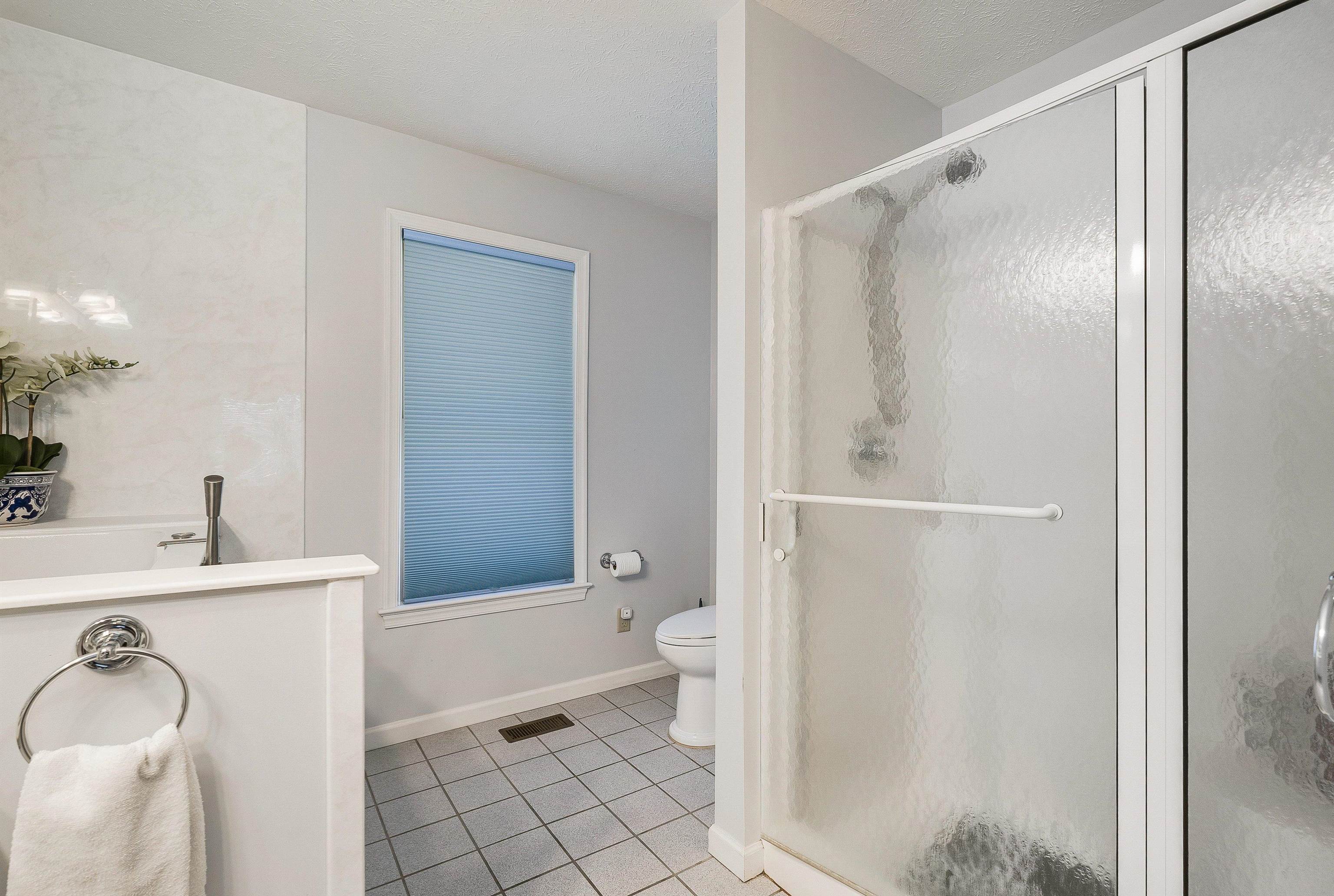 126 WAYLAND CT, MCGAHEYSVILLE, Virginia 22840, 4 Bedrooms Bedrooms, ,3 BathroomsBathrooms,Residential,126 WAYLAND CT,674396 MLS # 674396