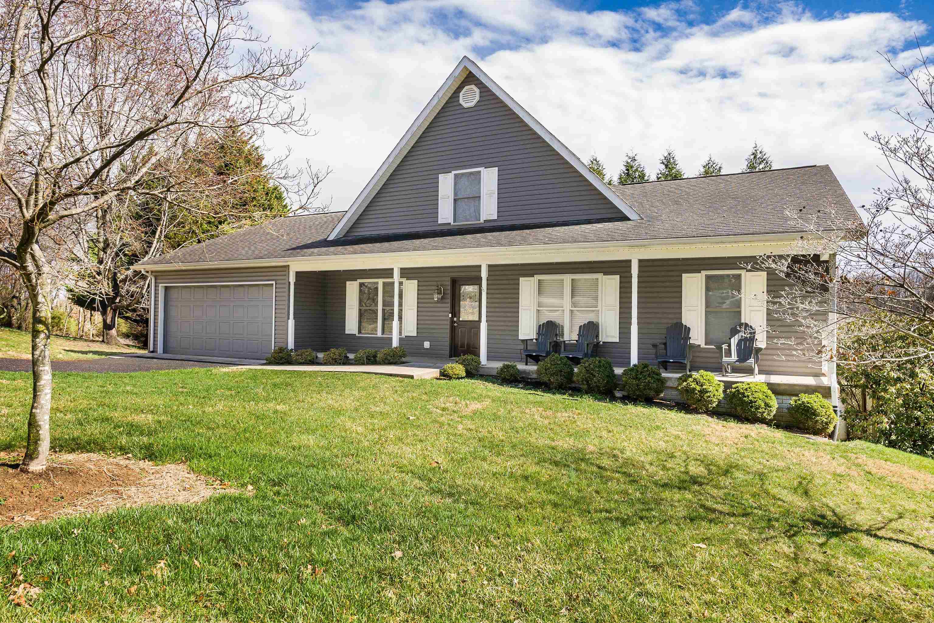 126 WAYLAND CT, MCGAHEYSVILLE, Virginia 22840, 4 Bedrooms Bedrooms, ,3 BathroomsBathrooms,Residential,126 WAYLAND CT,674396 MLS # 674396