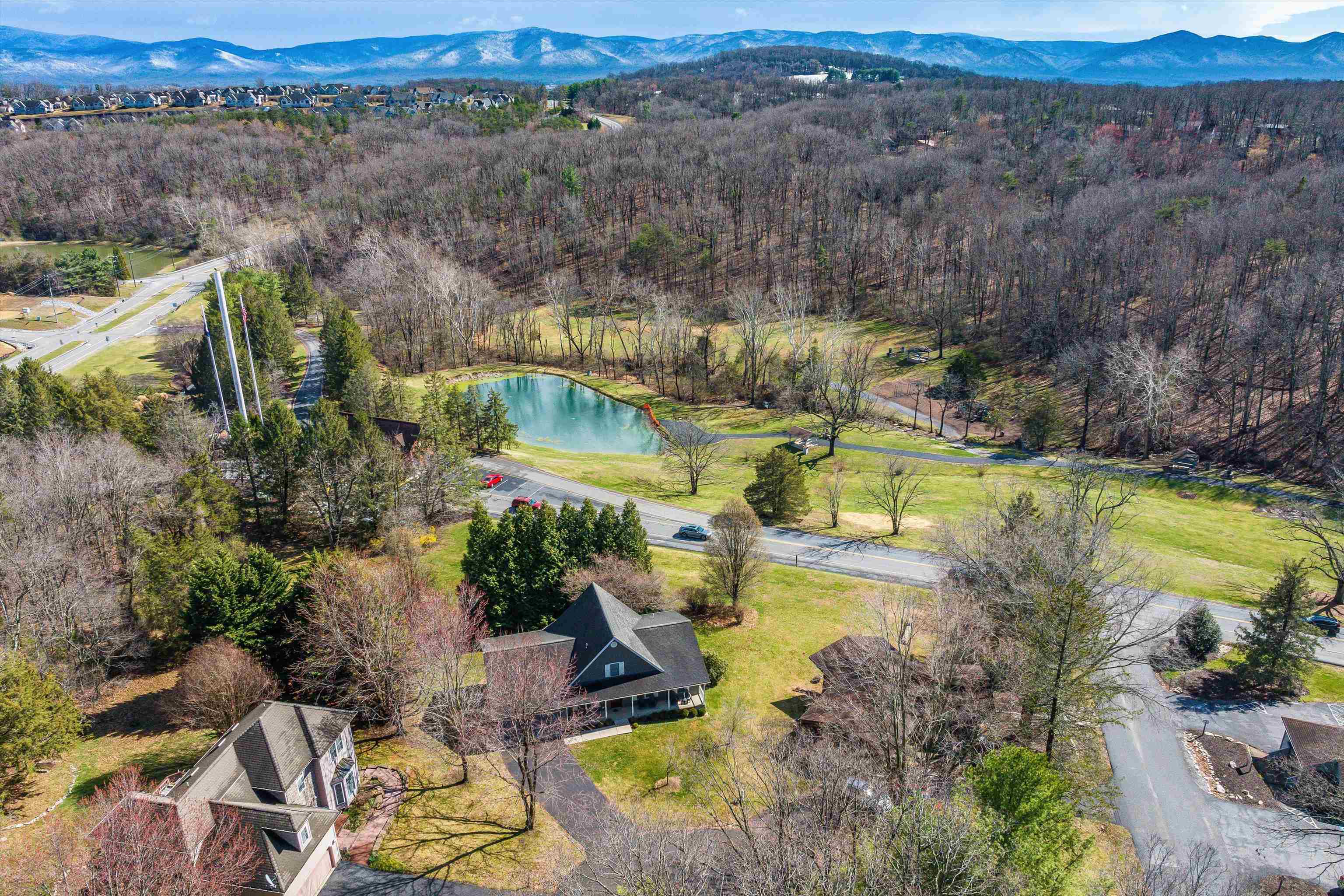 126 WAYLAND CT, MCGAHEYSVILLE, Virginia 22840, 4 Bedrooms Bedrooms, ,3 BathroomsBathrooms,Residential,126 WAYLAND CT,674396 MLS # 674396