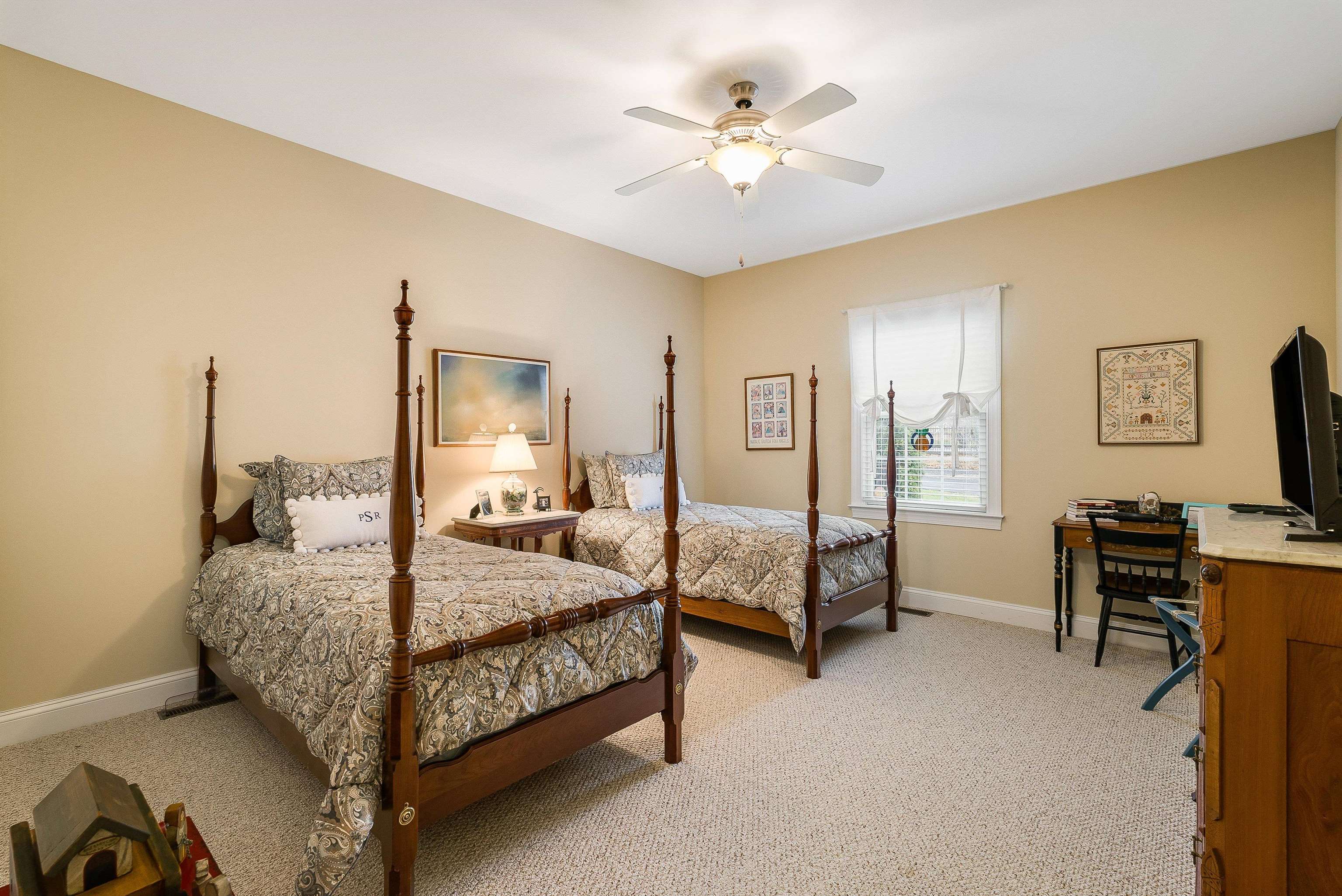 1744 HERITAGE ESTATES CIR, HARRISONBURG, Virginia 22801, 3 Bedrooms Bedrooms, ,3 BathroomsBathrooms,Residential,1744 HERITAGE ESTATES CIR,674398 MLS # 674398 1744 HERITAGE ESTATES CIR, HARRISONBURG, Virginia 22801, 3 Bedrooms Bedrooms, ,3 BathroomsBathrooms,Residential,1744 HERITAGE ESTATES CIR,674398 MLS # 674398